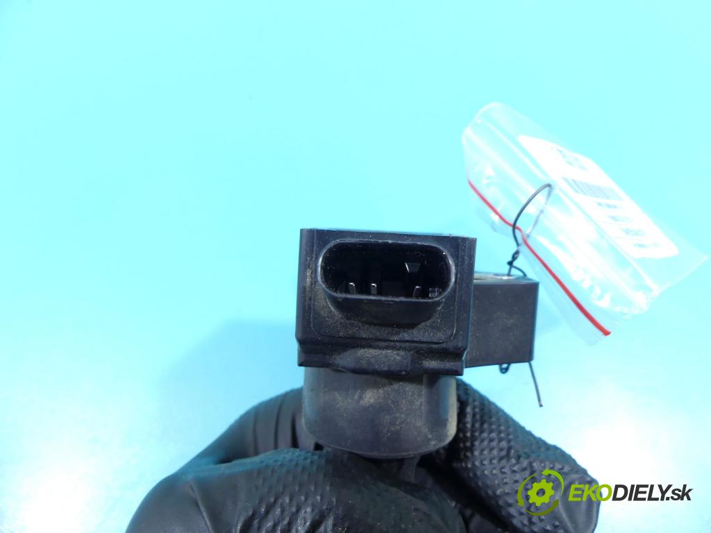 Hyundai I30 III 2016- 1.5 DPI 16V 110 HP manual 80,9 kW 1498 cm3 5- cievka zapaľovacia 27301-08000 (Zapaľovacie cievky, moduly)