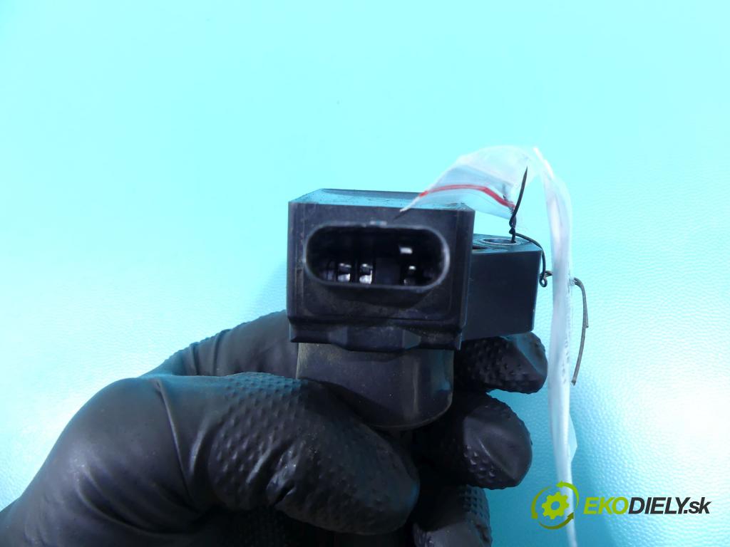 Hyundai I30 III 2016- 1.5 DPI 16V 110 HP manual 80,9 kW 1498 cm3 5- cievka zapaľovacia 37301-08000 (Zapaľovacie cievky, moduly)