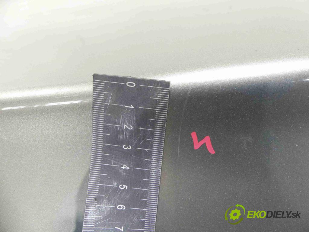 Renault Fluence 1.6 16V 114 hp manual 84 kW 1598 cm3 4- zadní kufrové dveře  (Zadní kapoty)