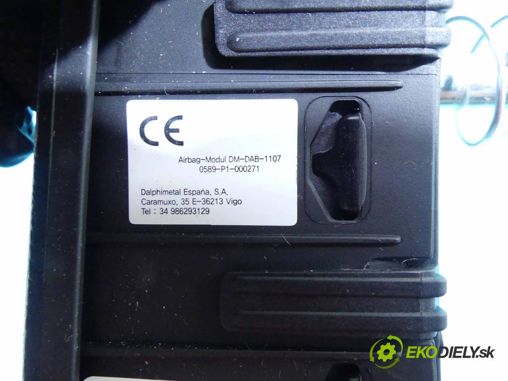 Hyundai I30 II 2012-2016 1.4 16V 100 HP manual 73,6 kW 1368 cm3 5- airbag vzduch: Řidiči: 0589-P1-000271 (Airbagy)