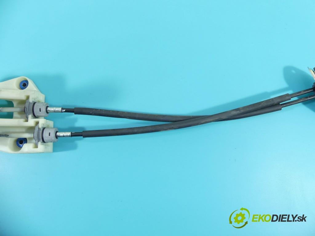 Hyundai I30 II 2012-2016 1.4 16V 100 HP manual 73,6 kW 1368 cm3 5- Páka: Změny: stupeň,rýchlosť (Rýchlostné páky / kulisy)