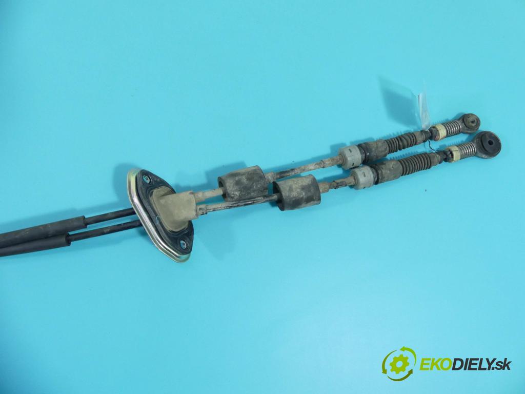 Hyundai I30 II 2012-2016 1.4 16V 100 HP manual 73,6 kW 1368 cm3 5- Páka: Změny: stupeň,rýchlosť (Rýchlostné páky / kulisy)