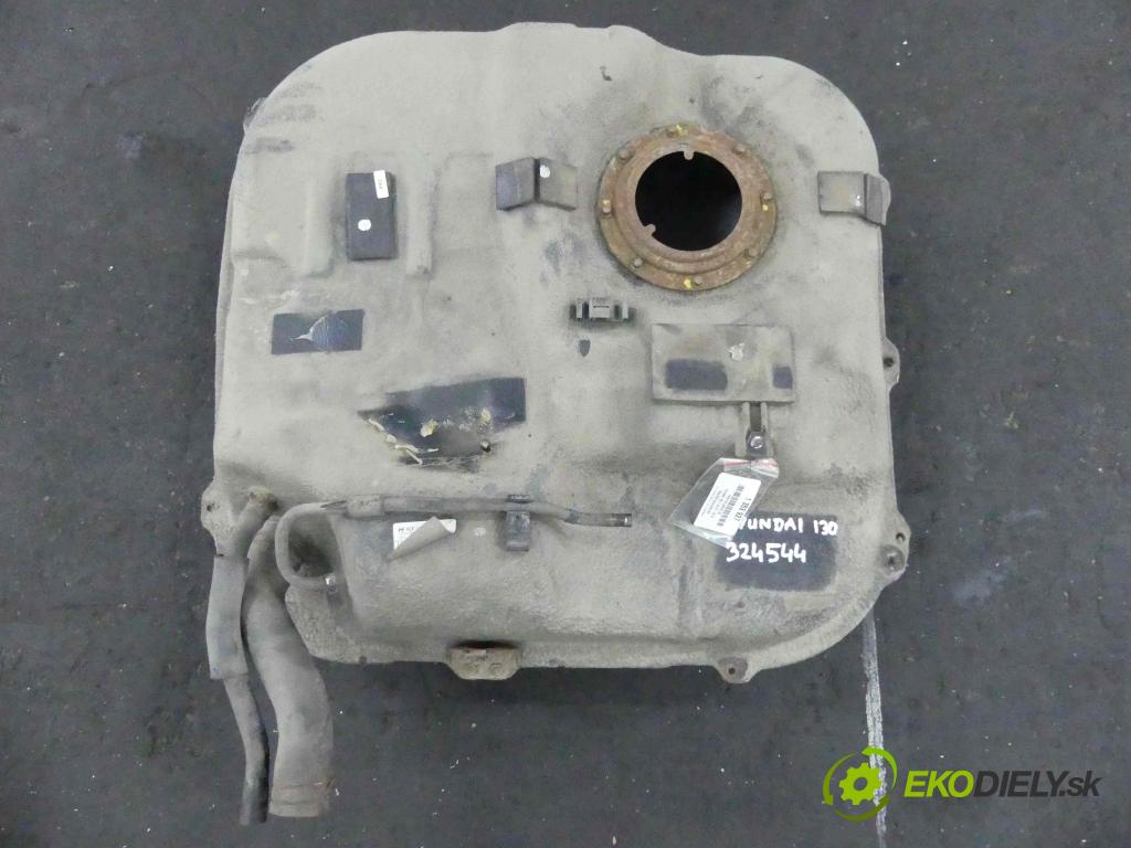 Hyundai I30 II 2012-2016 1.4 16V 100 HP manual 73,6 kW 1368 cm3 5- Nádrž: palivo 31100-A6310 (Nádrže)