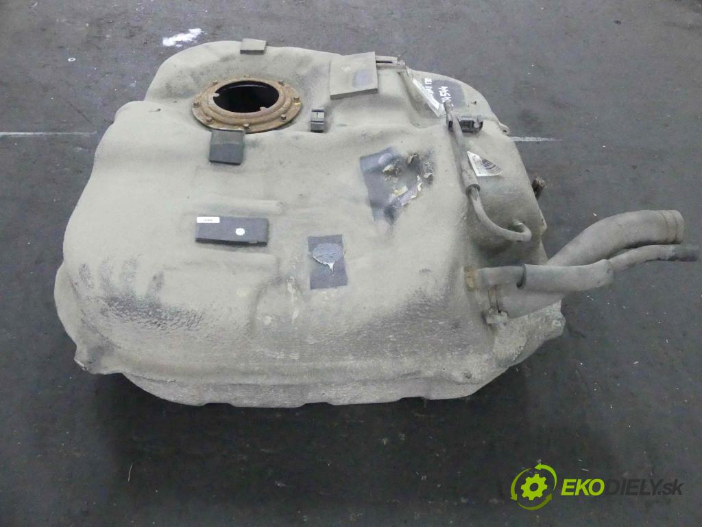 Hyundai I30 II 2012-2016 1.4 16V 100 HP manual 73,6 kW 1368 cm3 5- Nádrž: palivo 31100-A6310 (Nádrže)