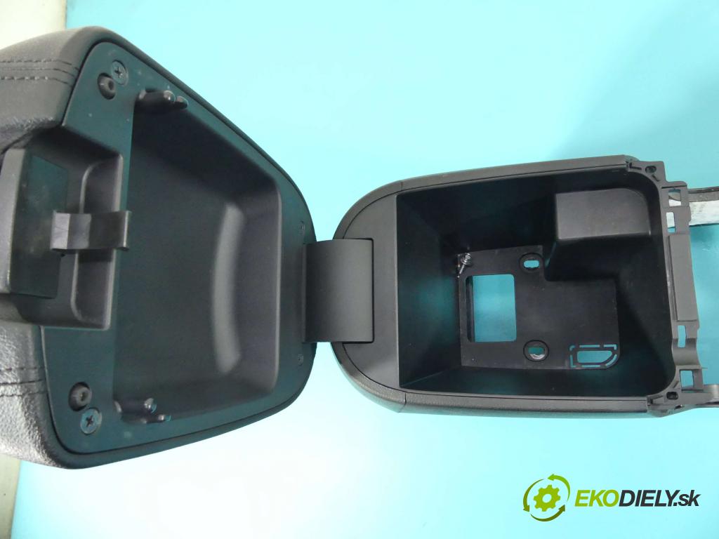 Kia Sportage III 2010-2015 2.0 crdi 184hp automatic 135 kW 1995 cm3 5- operadlo 84671-3U000 (Lakťové opierky)