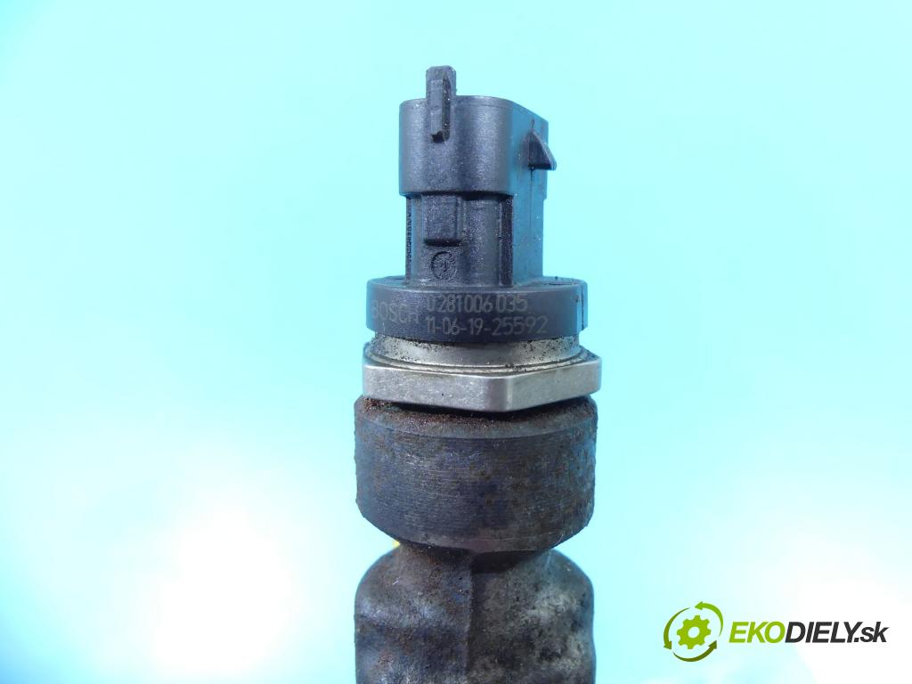 Hyundai Ix35 2.0 crdi 136 HP manual 100 kW 1995 cm3 5- lišta vstrekovacia 0445214211 (Vstrekovacie lišty)