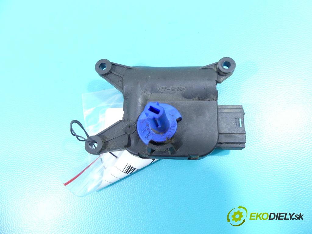 Audi A4 B7 2004-2008 2.0 tdi 170 hp manual 125 kW 1968 cm3 5- motorek topení 0132801305