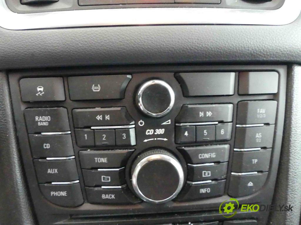 Opel Meriva B 2010-2017 1.4 T 120 HP manual 88 kW 1364 cm3 5- Radio originál 20984175