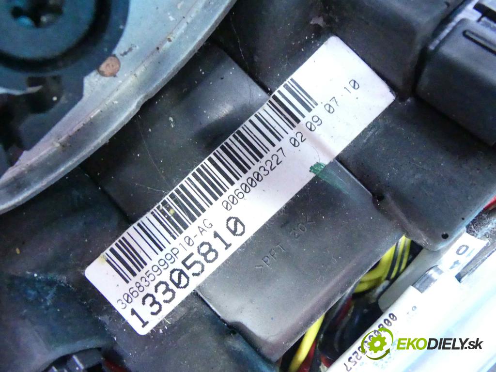 Opel Meriva B 2010-2017 1.4 T 120 HP manual 88 kW 1364 cm3 5- volant 13305810 (Volanty)