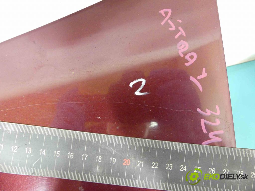 Opel Astra I 1991-2002 1.4 60 hp manual 44 kW 1389 cm3 4- zadní kufrové dveře  (Zadní kapoty)