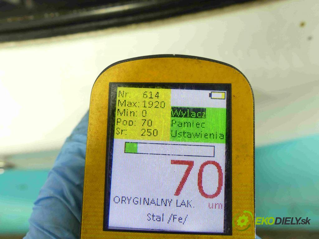 Toyota Corolla E11 1997-2002 1.4 vvti 97KM manual 71 kW 1398 cm3 5- zadní kufrové dveře  (Zadní kapoty)