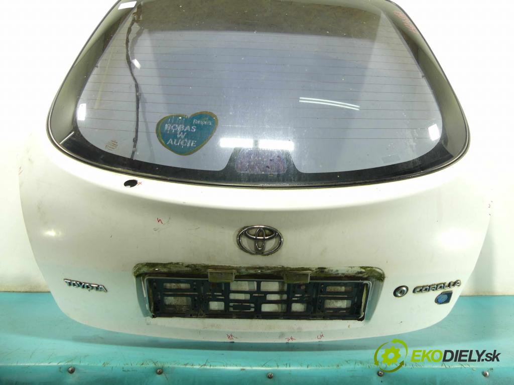 Toyota Corolla E11 1997-2002 1.4 vvti 97KM manual 71 kW 1398 cm3 5- zadní kufrové dveře  (Zadní kapoty)