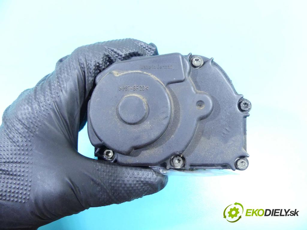 Vw Golf IV 1997-2003 1.4 16v 75 HP manual 55 kW 1390 cm3 5- klapka 030133064F (Škrtiace klapky)