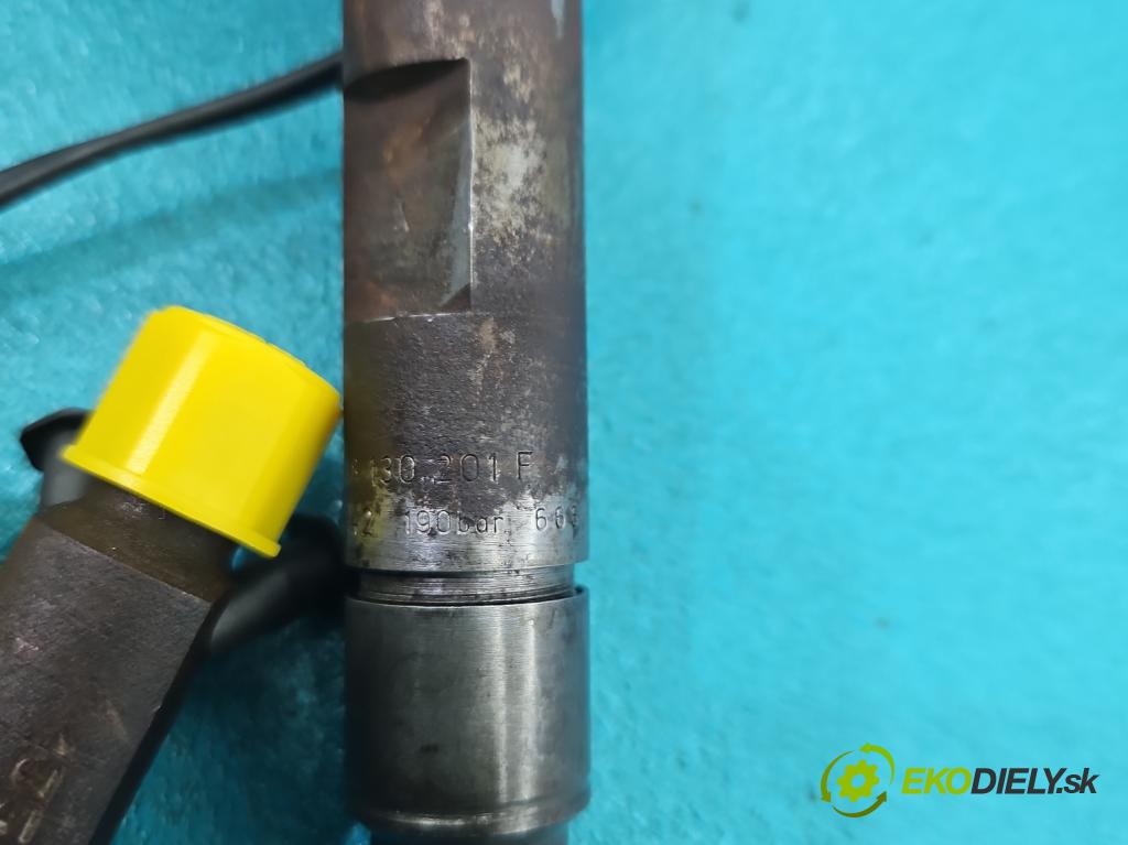 Audi A3 8L 1996-2003 1.9 tdi 90 HP manual 66 kW 1896 cm3 3- vstrek 038130201F (Vstrekovač paliva)