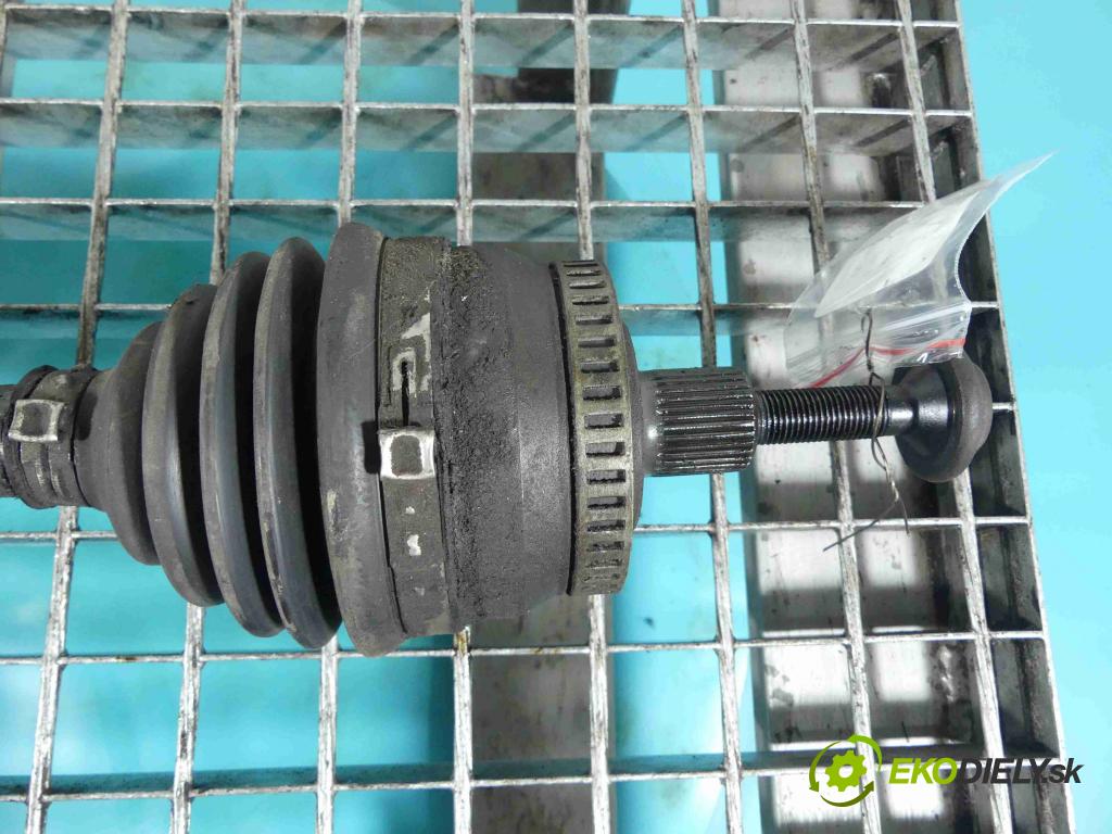 Vw Passat B5 1995-2005 1.8 T 150 HP manual 110 kW 1781 cm3 5- poloos predné pravé