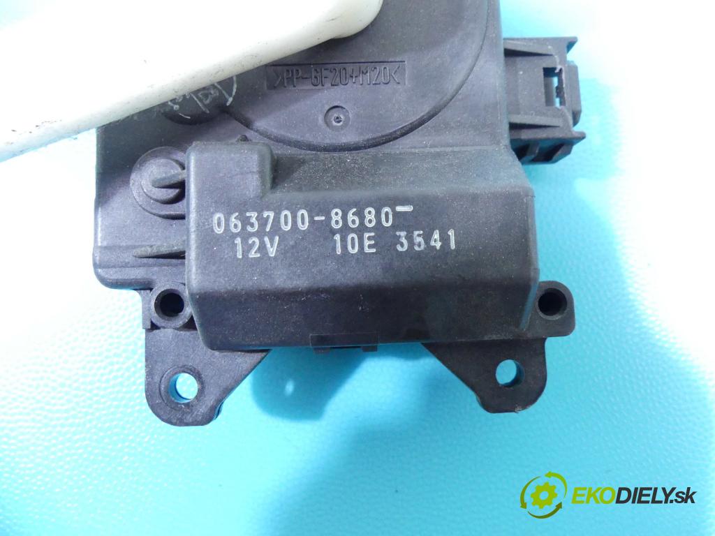 Toyota Avensis II T25 2003-2008 2.0 vvti 147 hp manual 108 kW 1998 cm3 5- motorek topení 063700-8680