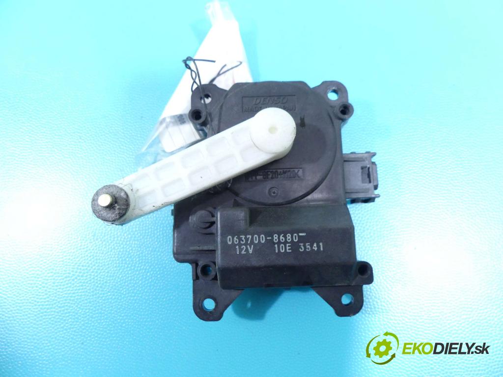 Toyota Avensis II T25 2003-2008 2.0 vvti 147 hp manual 108 kW 1998 cm3 5- motorek topení 063700-8680