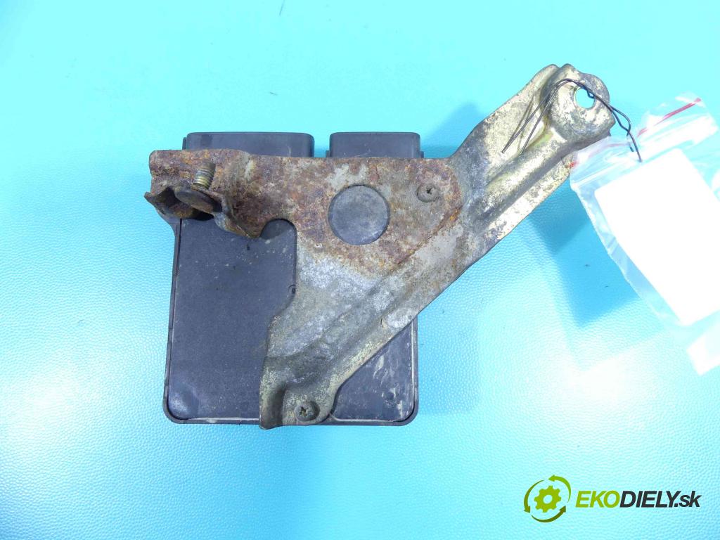 Toyota Avensis II T25 2003-2008 2.0 vvti 147 HP manual 108 kW 1998 cm3 5- modul riadiaca jednotka 89871-20040 (Ostatné)