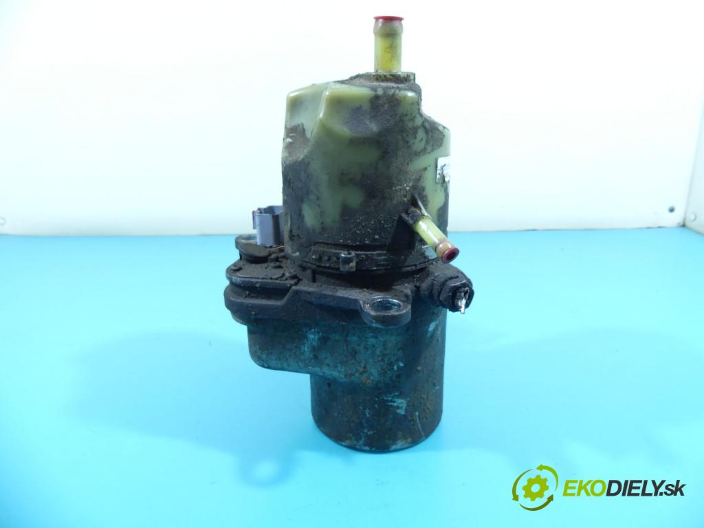 Volvo V50 2.0d 136 HP manual 100 kW 1997 cm3 5- čerpadlo posilovač 4N513K514D (Servočerpadlá, pumpy riadenia)