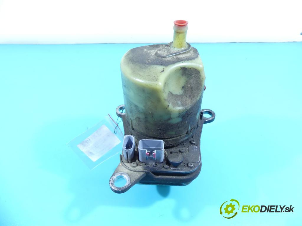 Volvo V50 2.0d 136 HP manual 100 kW 1997 cm3 5- čerpadlo posilovač 4N513K514D (Servočerpadlá, pumpy riadenia)