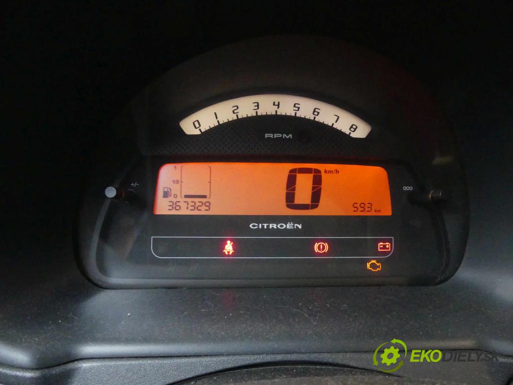 Citroen C2 1.4 8V 73 HP manual 54 kW 1360 cm3 3- prístrojovka/ budíky 9660225980 (Prístrojové dosky, displeje)