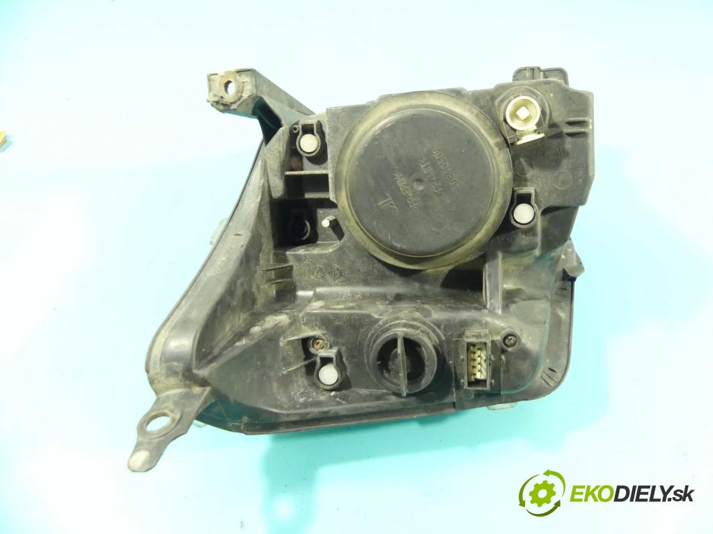 Citroen C2 1.4 8V 73 HP manual 54 kW 1360 cm3 3- Reflektor: pravý  (Pravé)