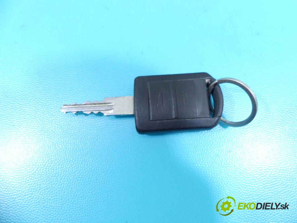 Opel Corsa C 2000-2006 1.2 16V 75 hp manual 55 kW 1199 cm3 3- řídící jednotka motoru 0261207962