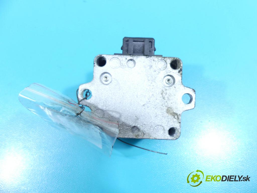 Vw Polo III 6N 1994-2001 1.4 60 HP manual 44 kW 1390 cm3 3- cievka zapaľovacia  (Zapaľovacie cievky, moduly)