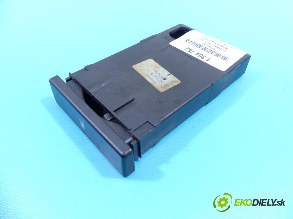 Vw Sharan I 1995-2010 1.9 tdi 116 HP manual 85 kW 1896 cm3 5- Rukojeť: na nápoje: 7M3858602 (Úchyty, držiaky na nápoje)