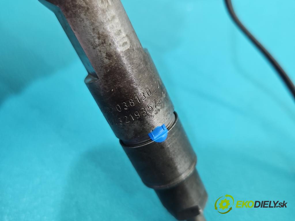 Skoda Fabia I 1999-2007 1.9 sdi 64 HP manual 47 kW 1896 cm3 5- vstrek 038130202C (Vstrekovač paliva)