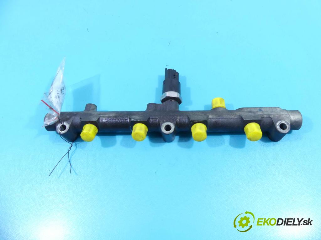 Peugeot 607 2.2 hdi 133 HP automatic 98 kW 2179 cm3 4- lišta vstrekovacia 0445214017 (Vstrekovacie lišty)