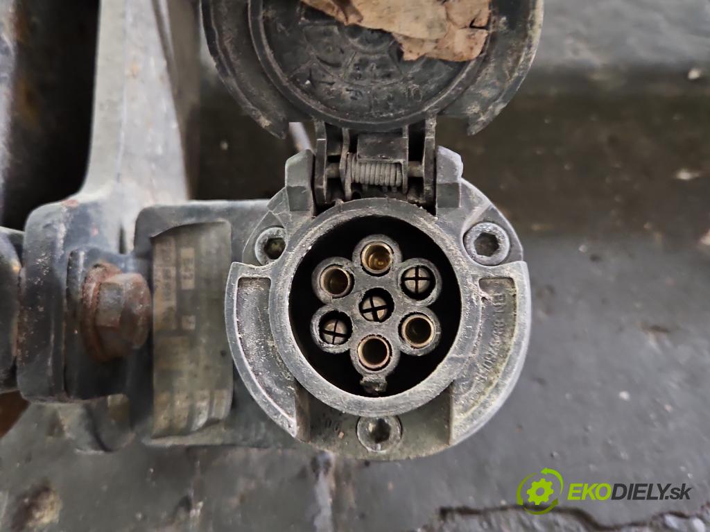 Opel Meriva A 2002-2010 1.7 cdti 101 hp manual 74 kW 1686 cm3 5- oko tažné  (Tažná zařízení)