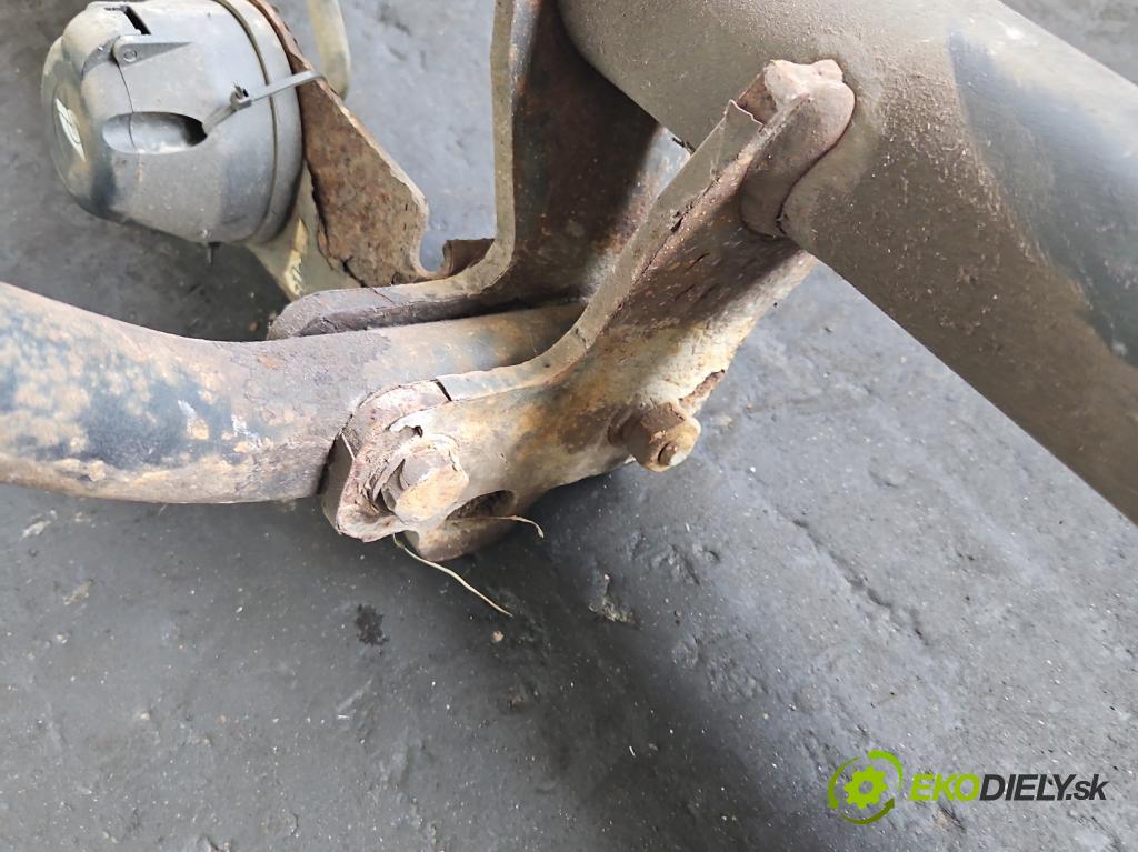 Toyota Avensis II T25 2003-2008 2.0 D4D 116 hp manual 85 kW 1995 cm3 5- oko tažné  (Tažná zařízení)