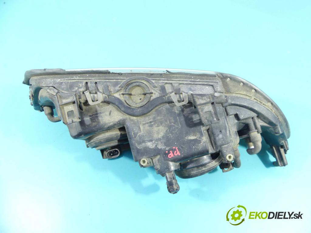 Bmw 5 E39 1996-2003 2.5d 163 HP manual 120 kW 2497 cm3 5- Reflektor: pravý  (Pravé)