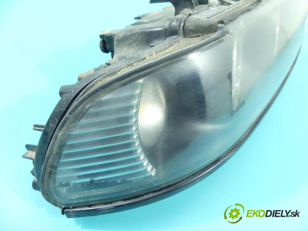 Bmw 5 E39 1996-2003 2.5d 163 HP manual 120 kW 2497 cm3 5- Reflektor: pravý  (Pravé)