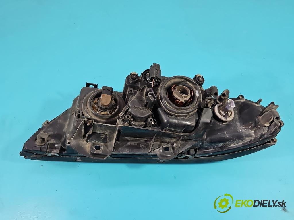 Bmw 5 E39 1996-2003 2.5d 163 HP manual 120 kW 2497 cm3 5- Reflektor: pravý  (Pravé)