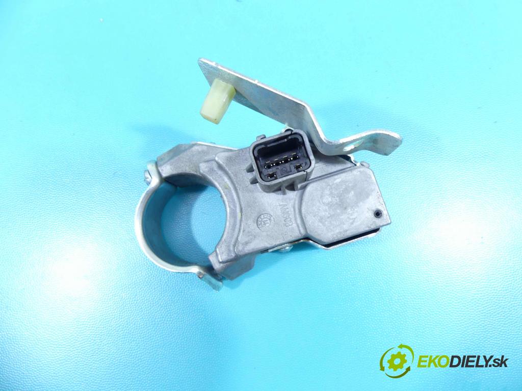 Hyundai Ix35 2.0 16v 163 HP manual 120 kW 1998 cm3 5- Blokáda: řízení: 81900-2P710 (Ostatné)