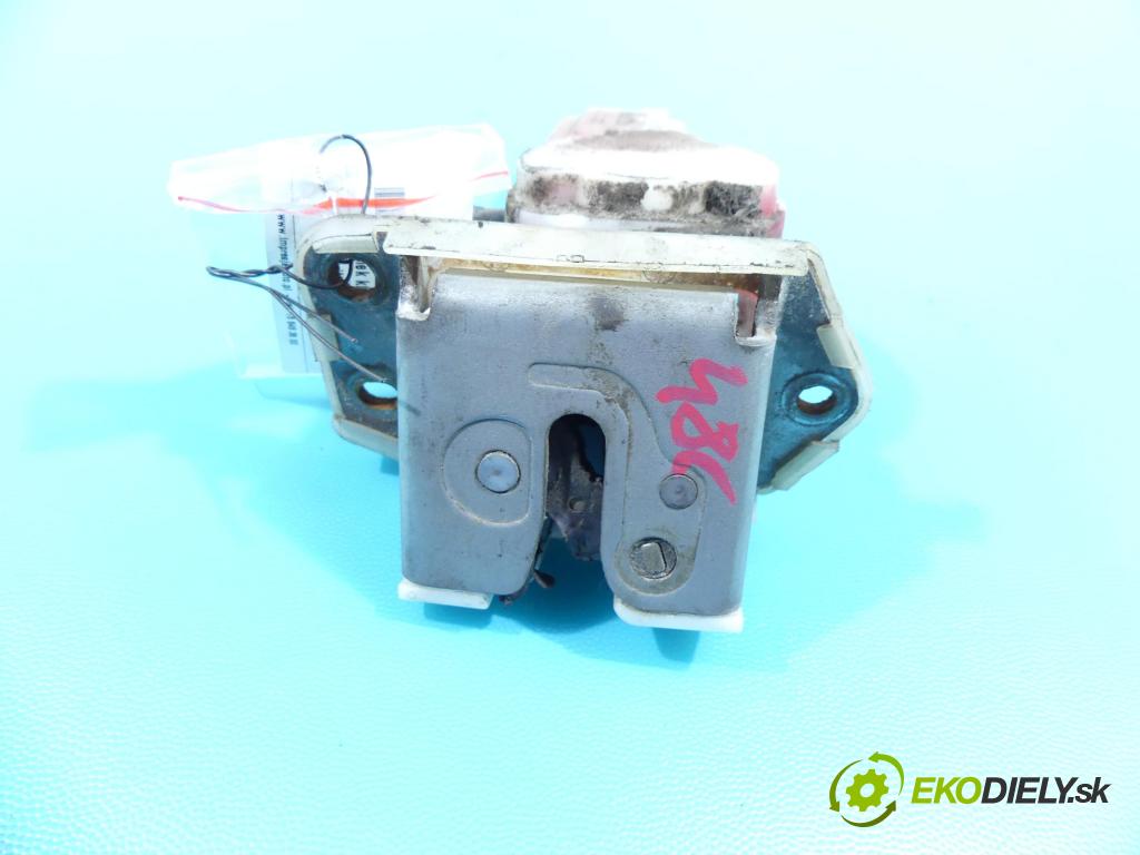 Suzuki Swift Mk6 2005-2010 1.3 16V 92 hp manual 67,5 kW 1328 cm3 5- zámek kufrových dveří zadní