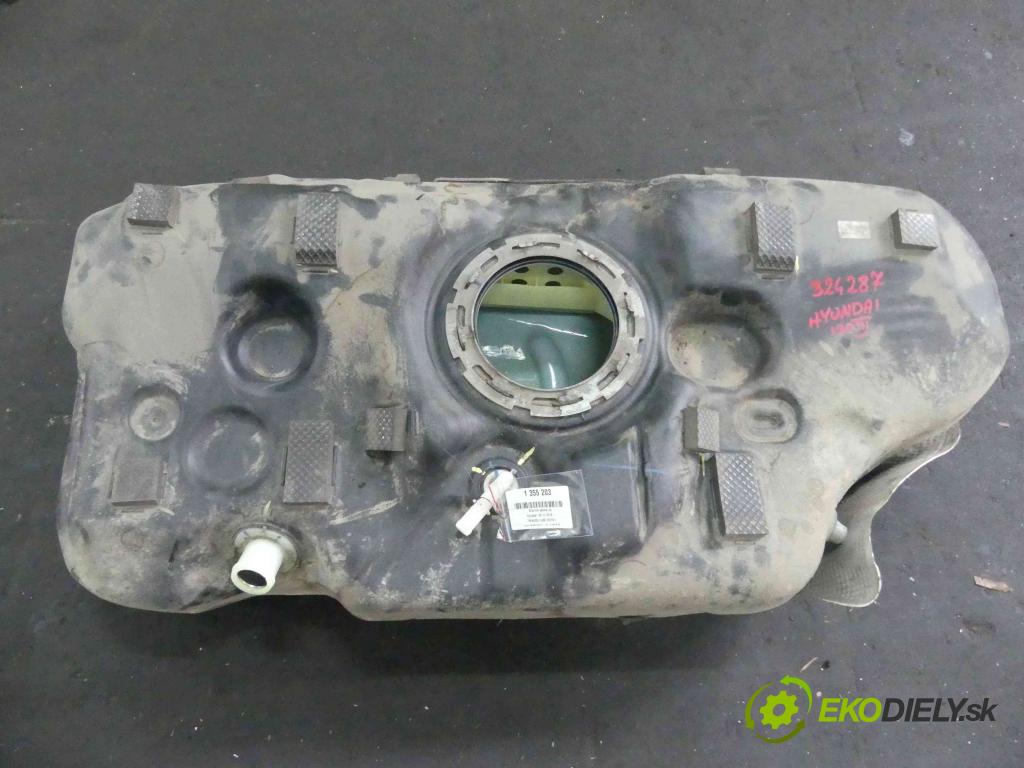 Hyundai I30 III 2016- 1.5 DPI 16V 110 hp manual 80,9 kW 1498 cm3 5- Nádrž: paliva 31150-G4000 (Nádrže)