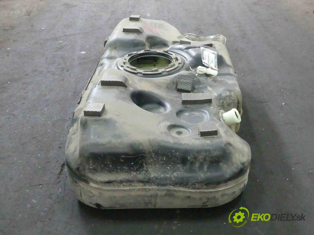 Hyundai I30 III 2016- 1.5 DPI 16V 110 hp manual 80,9 kW 1498 cm3 5- Nádrž: paliva 31150-G4000 (Nádrže)