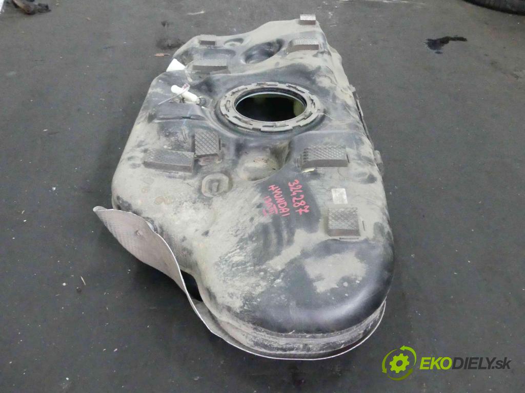 Hyundai I30 III 2016- 1.5 DPI 16V 110 hp manual 80,9 kW 1498 cm3 5- Nádrž: paliva 31150-G4000 (Nádrže)