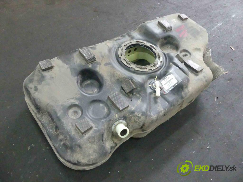 Hyundai I30 III 2016- 1.5 DPI 16V 110 hp manual 80,9 kW 1498 cm3 5- Nádrž: paliva 31150-G4000 (Nádrže)