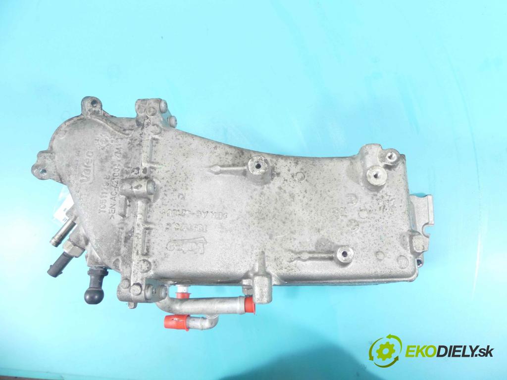 Vw Passat B8 2014 - 2.0 tdi 239KM automatic 176 kW 1968 cm3 5- zvod nasávací 03N129766C (Sacie potrubia)