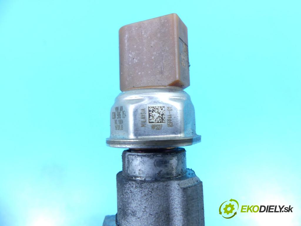 Vw Passat B8 2014 - 2.0 tdi 239KM automatic 176 kW 1968 cm3 5- lišta vstrekovacia 03N093A (Vstrekovacie lišty)