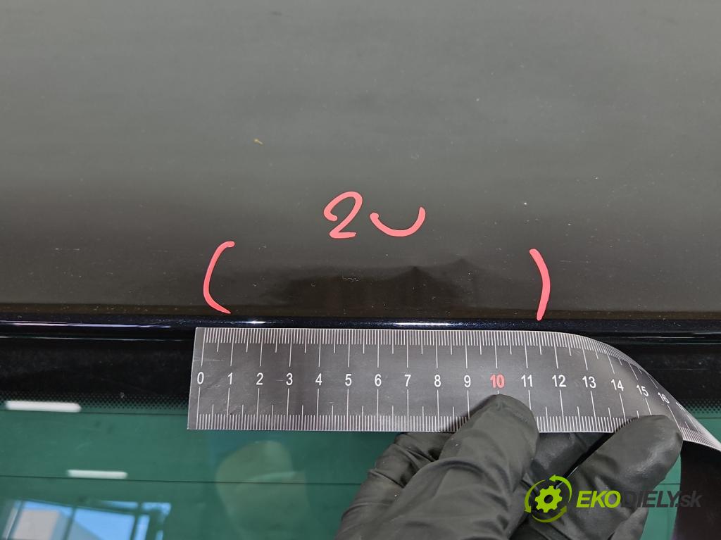 Vw Passat B8 2014 - 2.0 tdi 239KM automatic 176 kW 1968 cm3 5- zadní kufrové dveře  (Zadní kapoty)