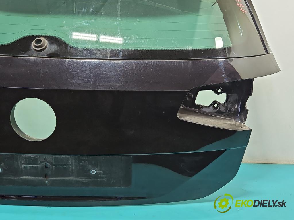 Vw Passat B8 2014 - 2.0 tdi 239KM automatic 176 kW 1968 cm3 5- zadní kufrové dveře  (Zadní kapoty)