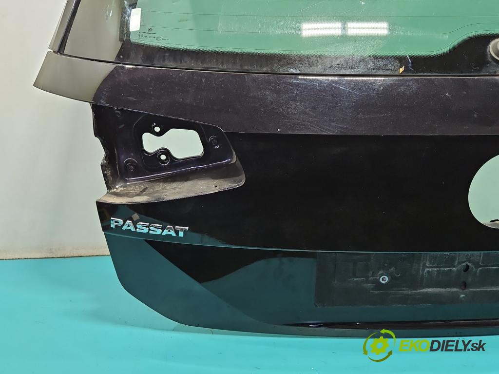 Vw Passat B8 2014 - 2.0 tdi 239KM automatic 176 kW 1968 cm3 5- zadní kufrové dveře  (Zadní kapoty)