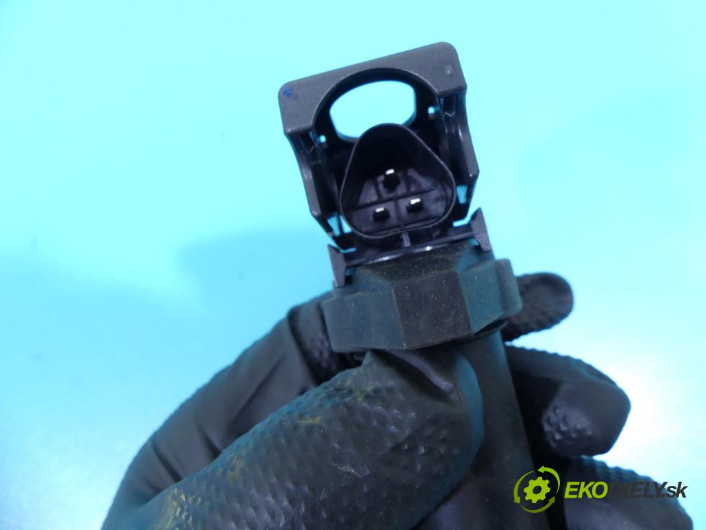 Citroen DS3 2010-2016 1.6 16V 120 HP manual 88 kW 1598 cm3 3- cievka zapaľovacia 0221504470 (Zapaľovacie cievky, moduly)