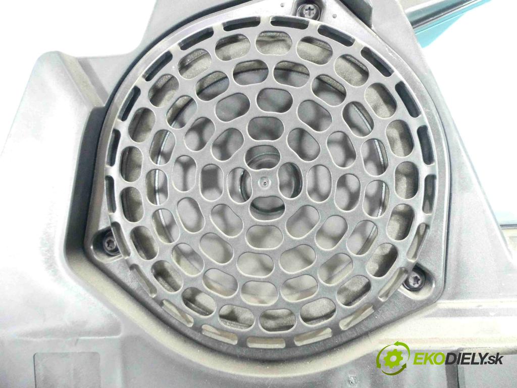 Citroen DS3 2010-2016 1.6 16V 120 HP manual 88 kW 1598 cm3 3- Subwoofer: 9663991480 (Audio zariadenia)