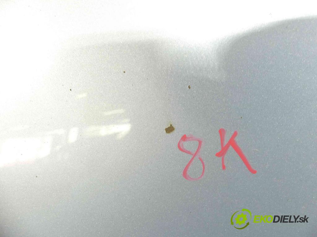 Toyota Verso 2009-2018 2.0 D4D 126 HP manual 93 kW 1998 cm3 5- kapota predná